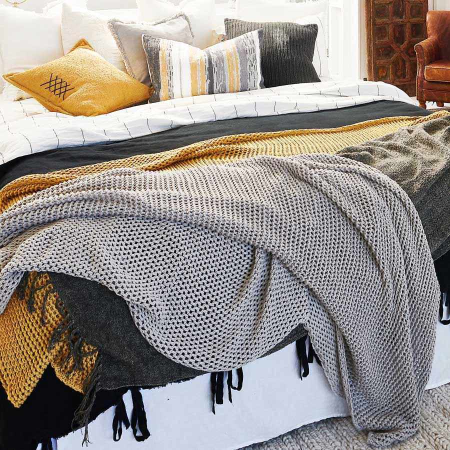 Dark Gray Abrazo Throw - Silver Grey Silver Grey / Rectangle: 200x140cm