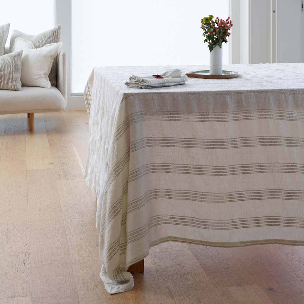 Soave Linen Tablecloth