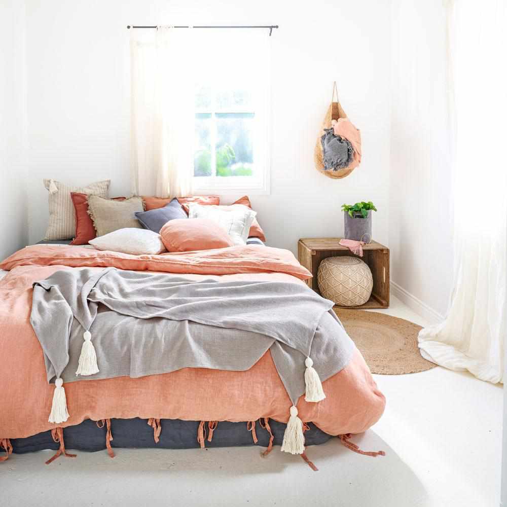 White Smoke Artisan Hanging Sack Sets Natural Jute