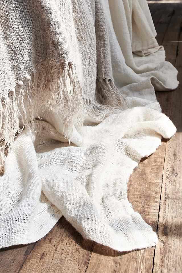 Tassel details on Natural Bedouin Oversized Linen Bed throw