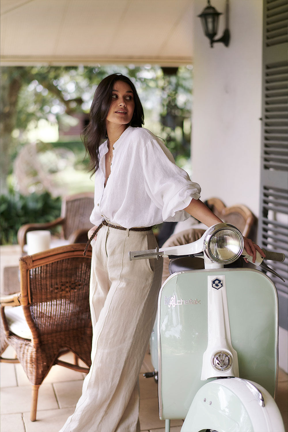 The Allegra Linen Blouse - White