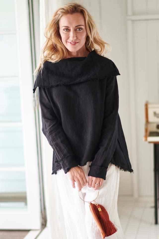 White Smoke The Linen Baron Top - Black Black / S/M,Black / M/L