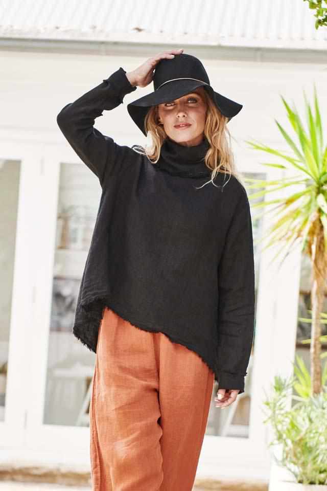 White Smoke The Linen Baron Top - Black Black / S/M,Black / M/L