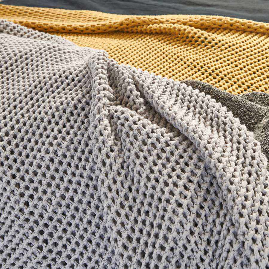 Dark Gray Abrazo Throw - Silver Grey Silver Grey / Rectangle: 200x140cm