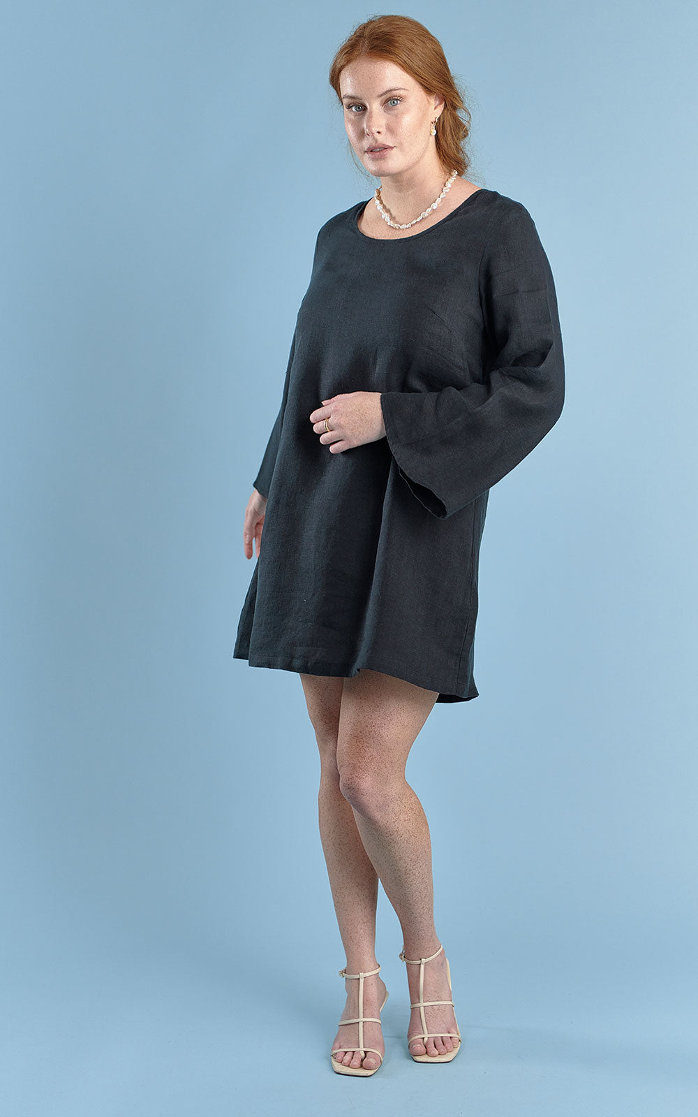 linen bell sleeve mini dress in black