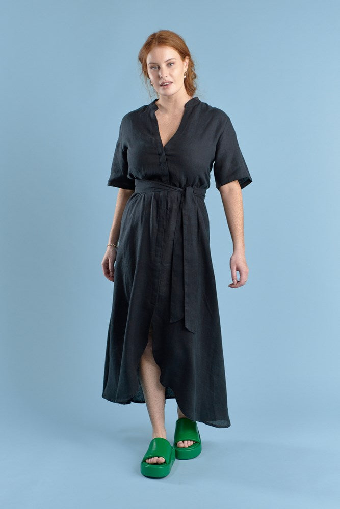 black linen maxi dress with v neck and middle leg split including tie belt