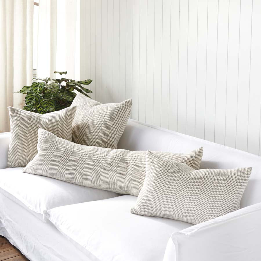 Favo Cushion - Long Lumbar