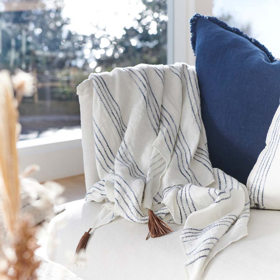 Rockpool Linen throw in white/Navy stripe