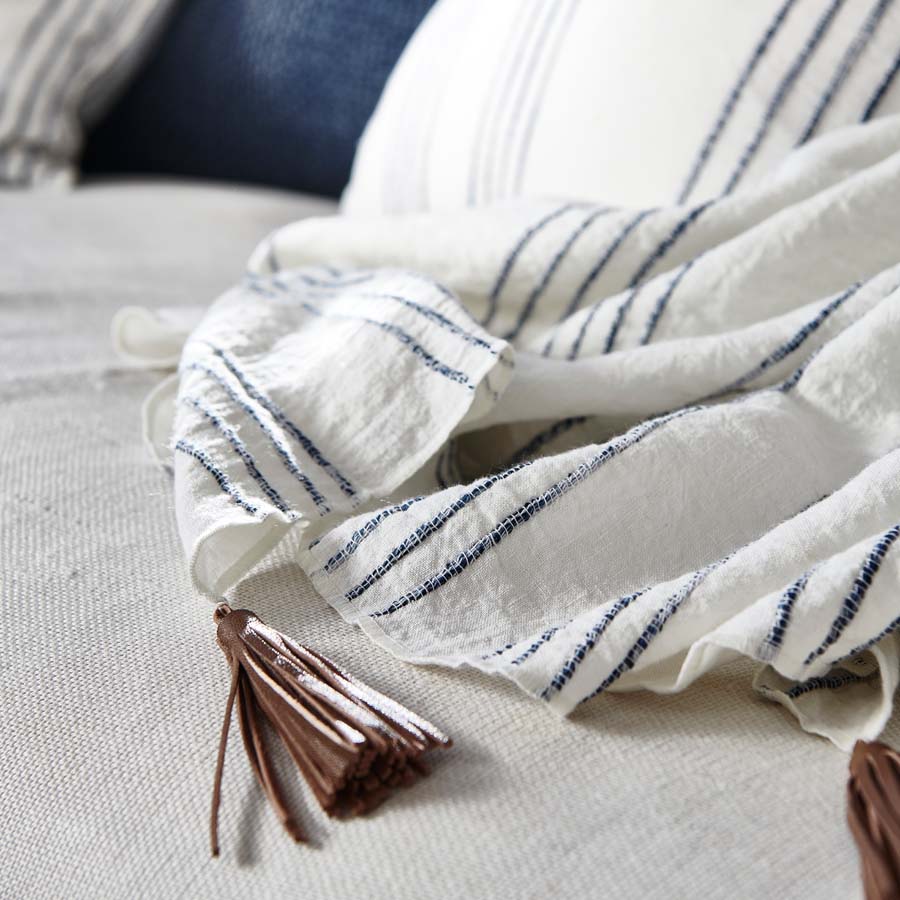 Rockpool Linen throw in white/Navy stripe