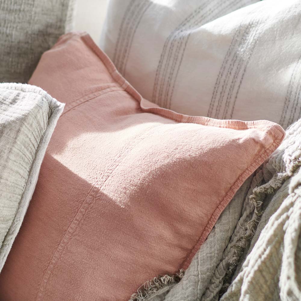 Luca Linen Cushion in rose dust