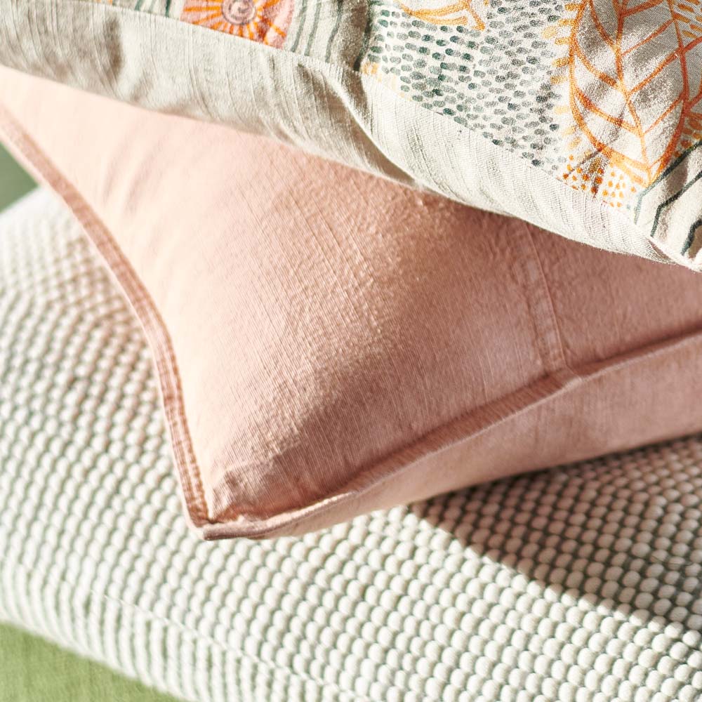 Luca Linen Cushion in rose dust