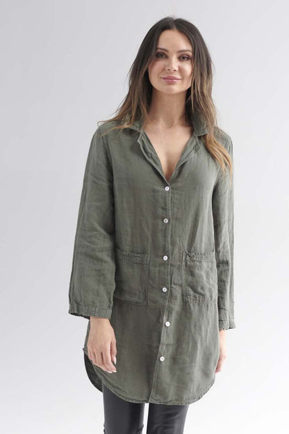 The Essential Linen Shirt in Khaki