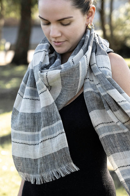 Camisa Linen Scarf with Frayed Edge