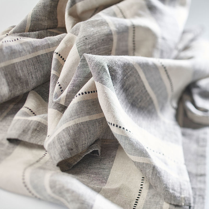 Camisa linen throw 