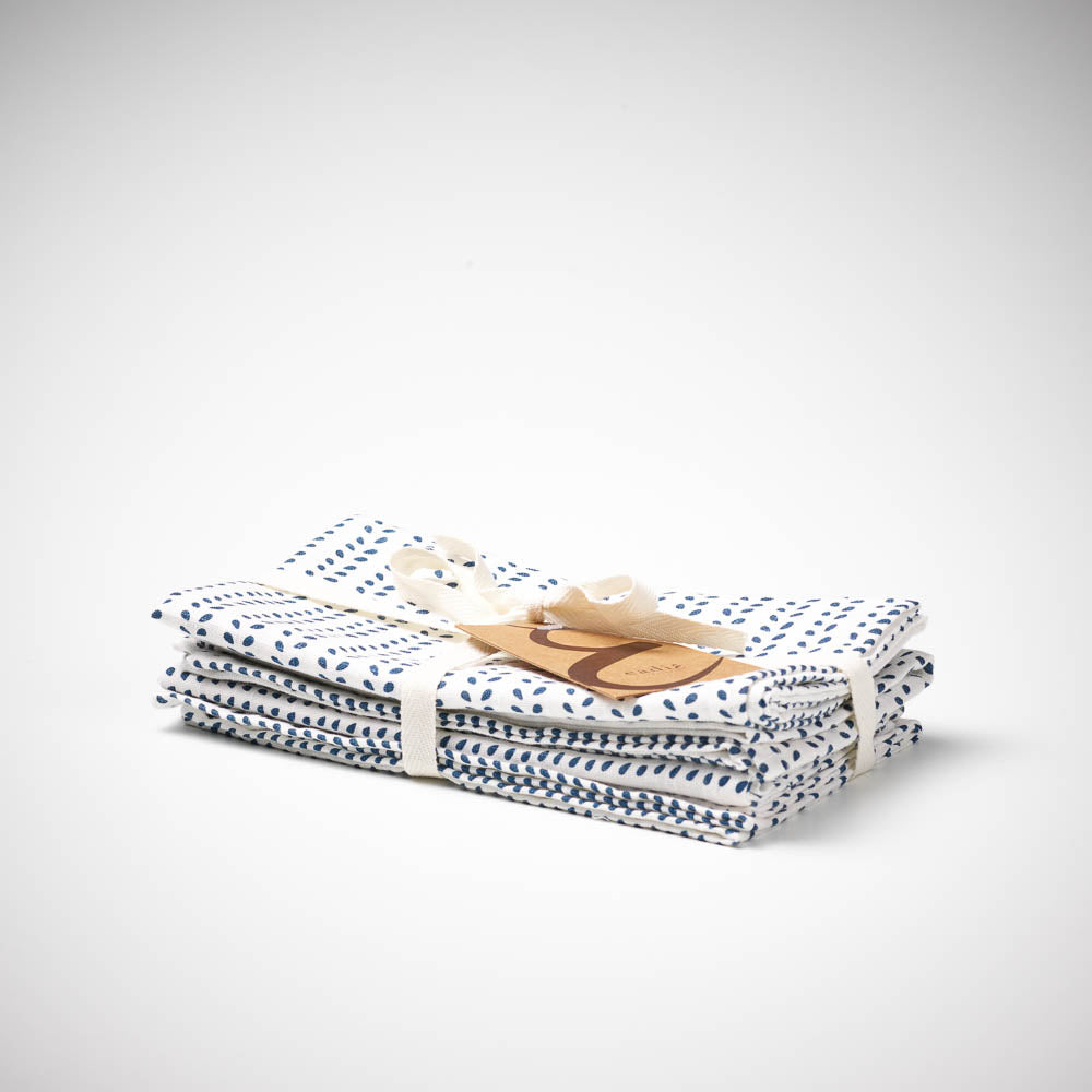100% linen napkin set of four in white and navy pattern