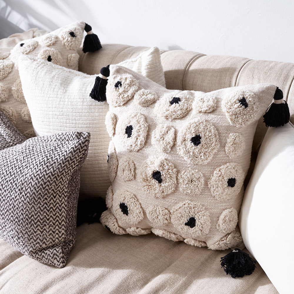 Fleru de fleur hand woven cushion - 50x50cm 