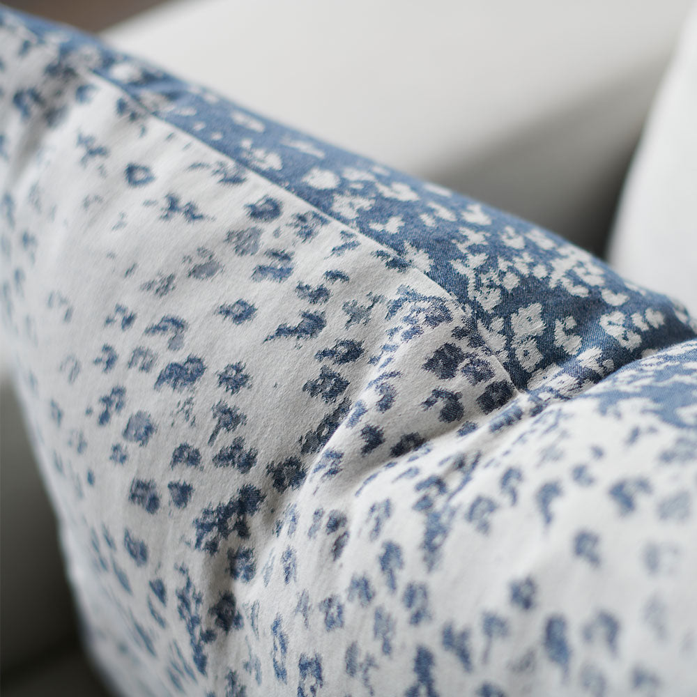 Glacier reversible cushion, navy, cotton/cashmere 