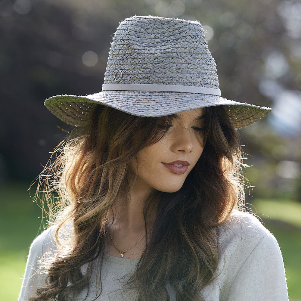 Sundaise Panama Hat - Soft grey